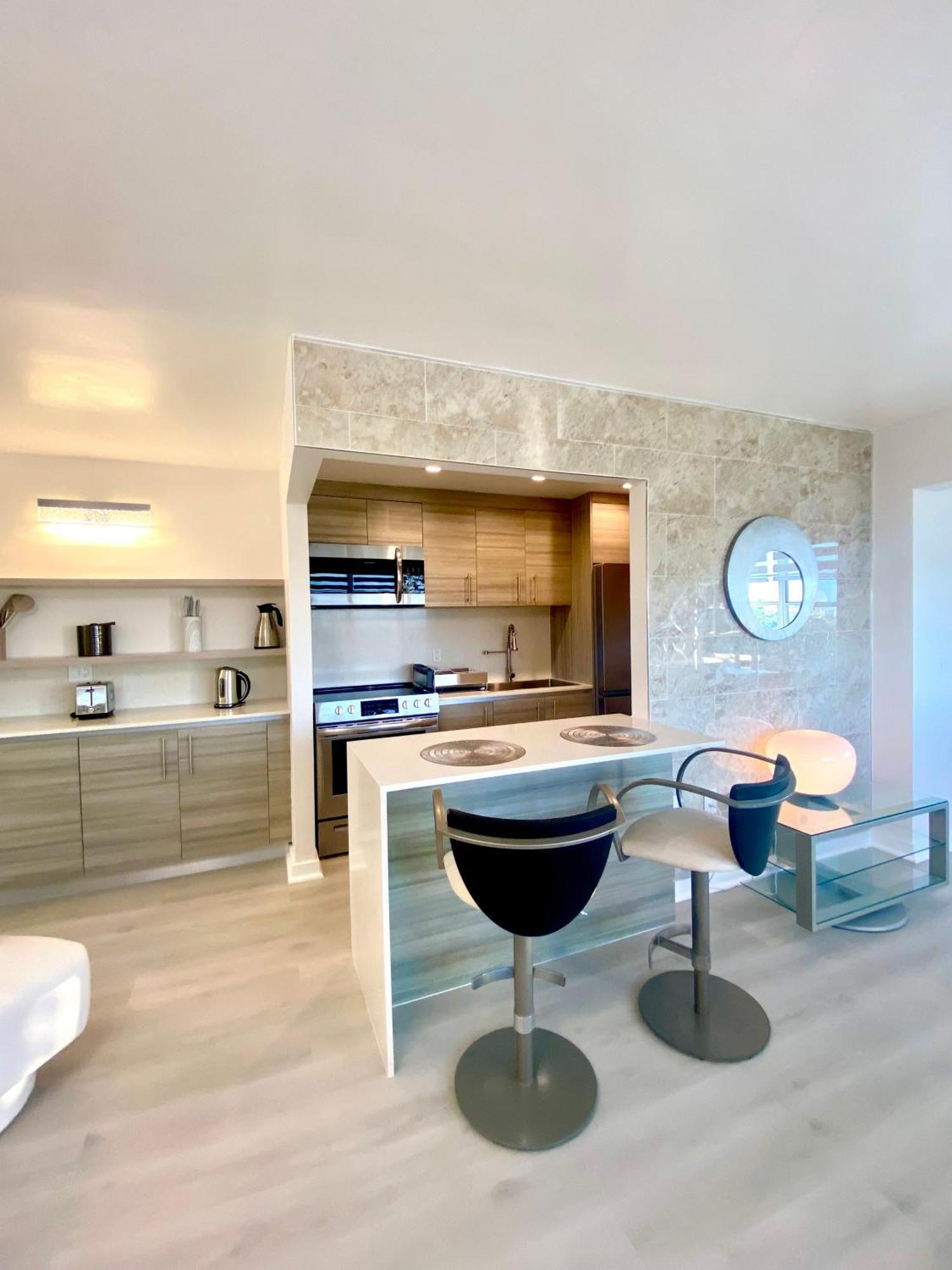 Panoramic Luxurious Waterfront One Bedroom Apartment With Miami Skyline View Free Parking 5Min Drive To マイアミビーチ エクステリア 写真